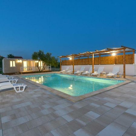 Bungalov Medanic - Private Pool Privlaka  Exteriör bild